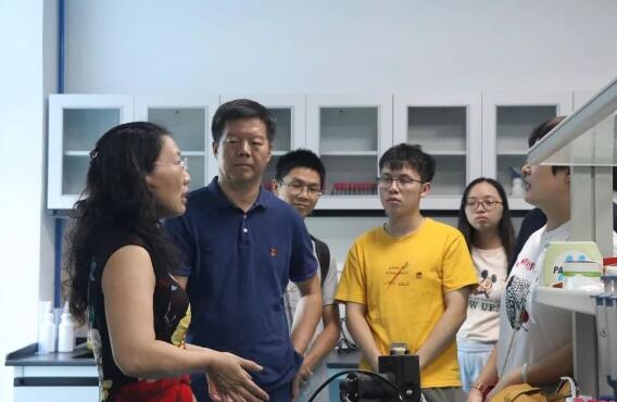 华农资源环境学院院长王建武一行莅临 Z6尊龙凯时科技园参观领导